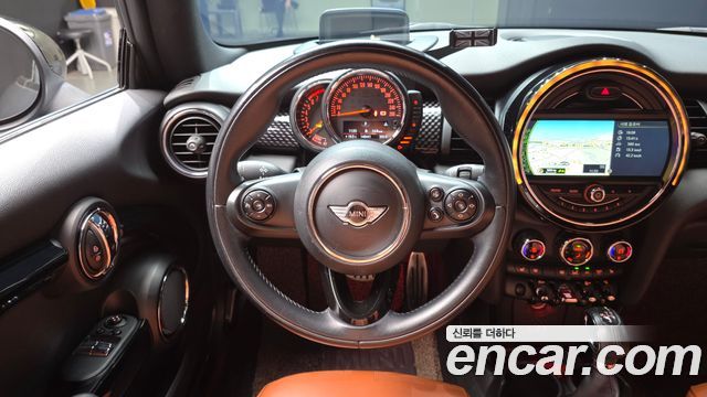 Mini Cooper 2014 — photo 13