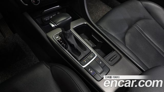 Kia K5 2019 — photo 9