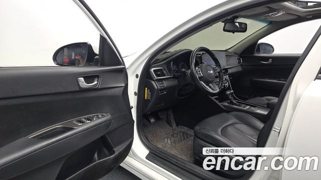 Kia K5 2019 — photo 10