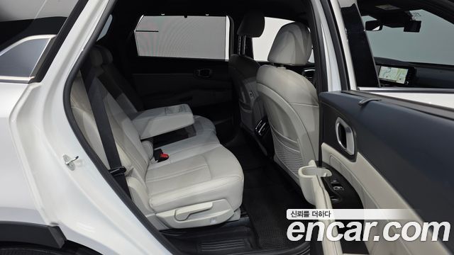 Kia Sorento 2023 — photo 12
