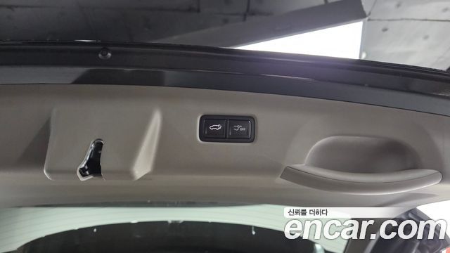 Kia Canival 2025 — photo 24