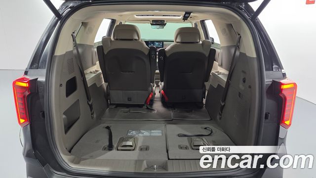 Kia Canival 2025 — photo 25