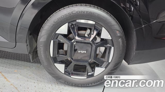 Kia Canival 2025 — photo 7
