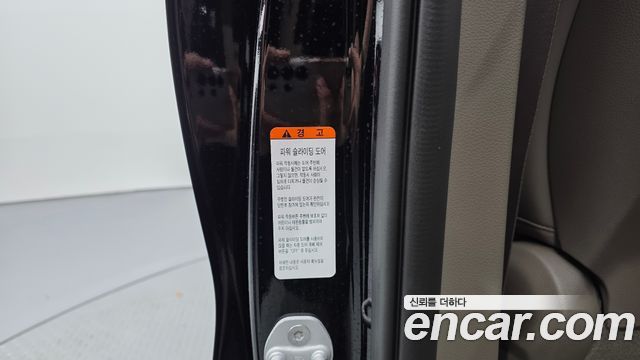Kia Canival 2025 — photo 27