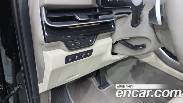 Kia Canival 2025 — photo 28