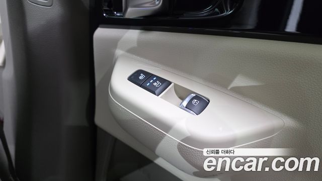 Kia Canival 2025 — photo 35