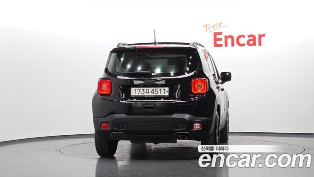 Jeep Renegade 2020 — photo 4