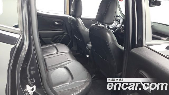 Jeep Renegade 2020 — photo 12