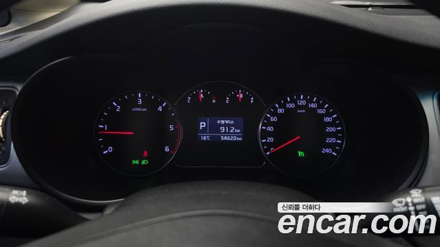 Kia Carens 2014 — photo 11