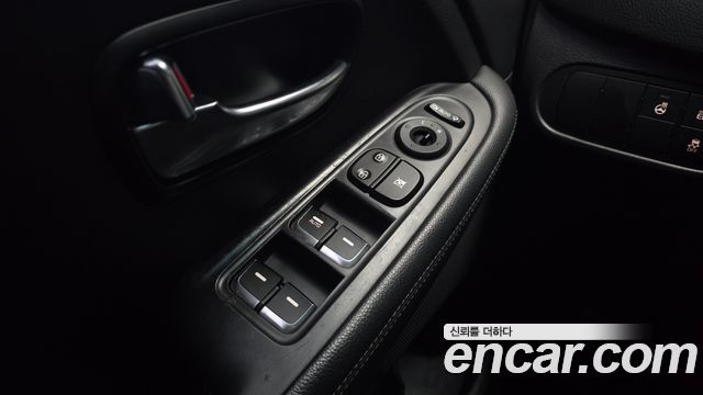 Kia Carens 2014 — photo 23