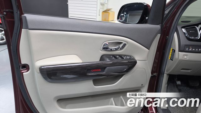 Kia Canival 2018 — photo 14