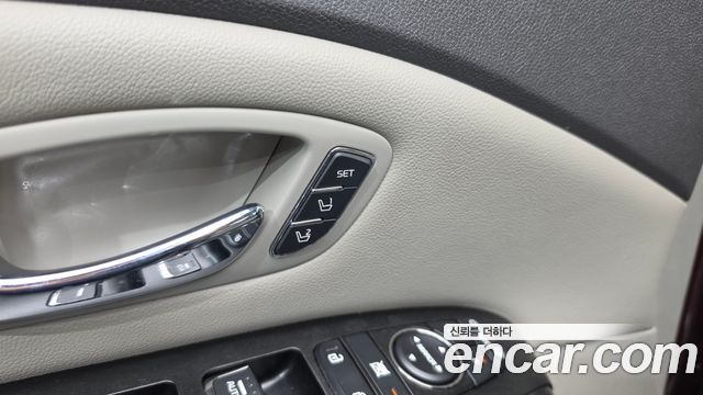 Kia Canival 2018 — photo 30