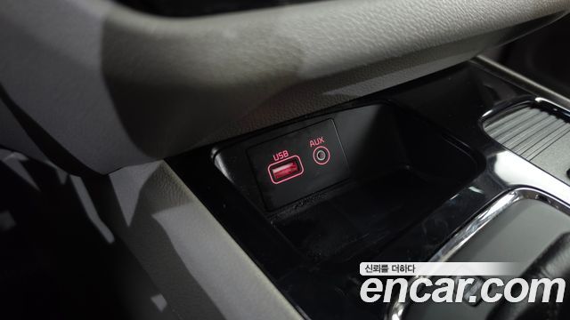 Kia Canival 2018 — photo 31