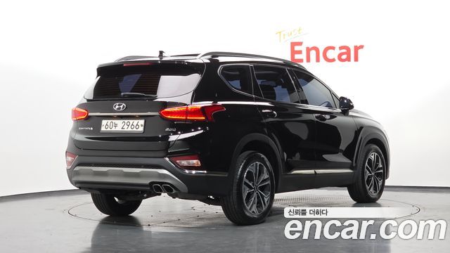 Hyundai Santafe 2019 — photo 2