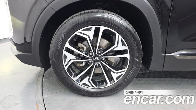 Hyundai Santafe 2019 — photo 5