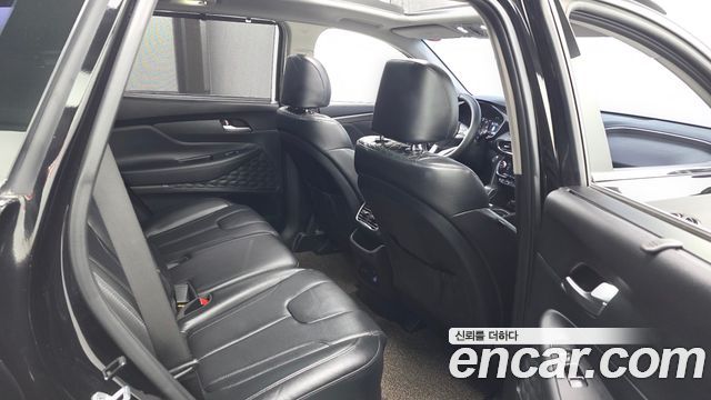 Hyundai Santafe 2019 — photo 12