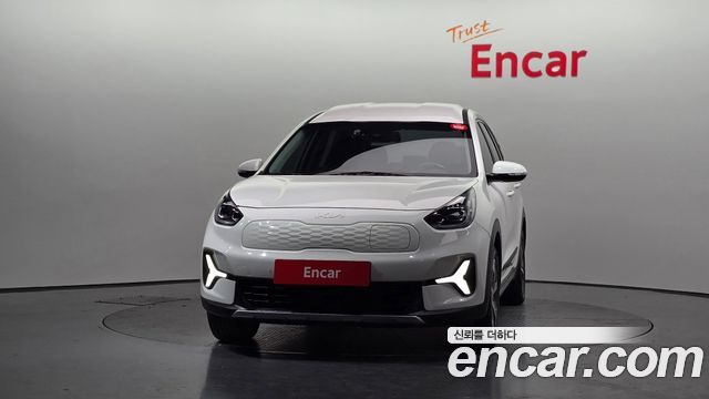 Kia Niro 2023 — photo 3