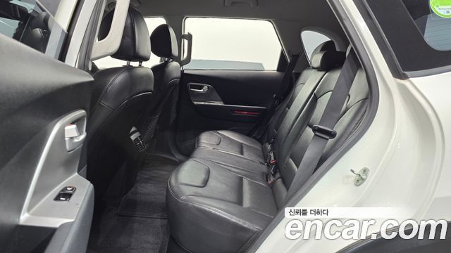 Kia Niro 2023 — photo 12