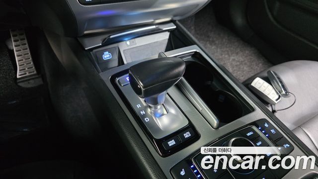 Genesis G80 2019 — photo 12