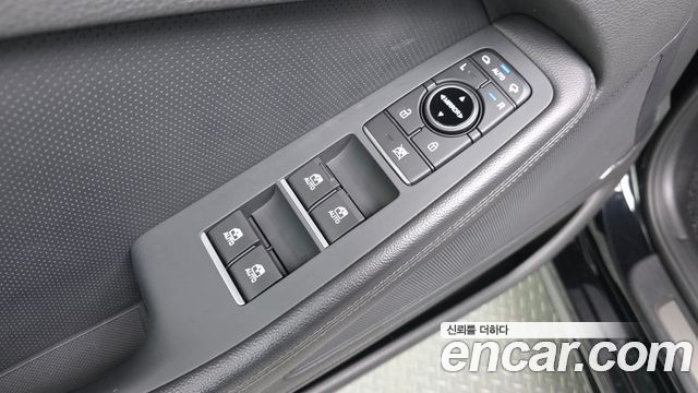 Genesis G80 2019 — photo 19