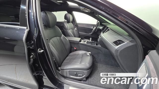 Genesis G80 2019 — photo 30