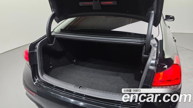Genesis G80 2019 — photo 35