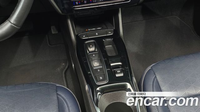 Chevrolet Korea 볼트 EUV 2022 — photo 8
