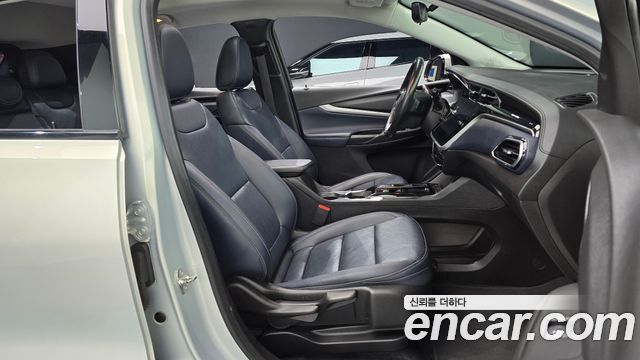 Chevrolet Korea 볼트 EUV 2022 — photo 10