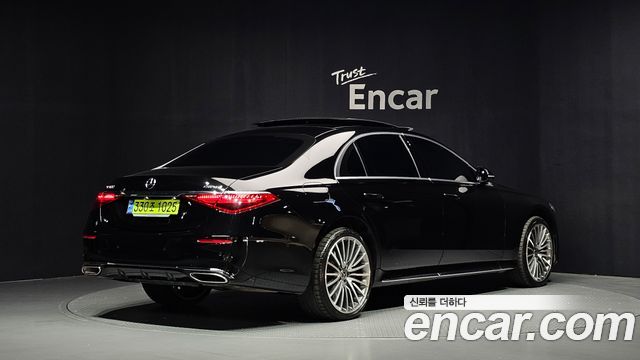 Mercedes-Benz S-Class 2024 — photo 2