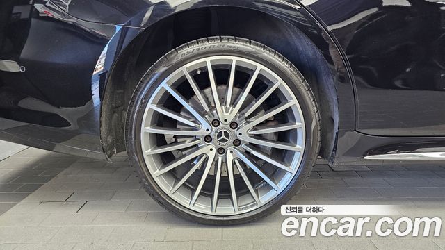 Mercedes-Benz S-Class 2024 — photo 5