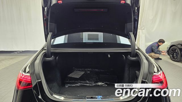 Mercedes-Benz S-Class 2024 — photo 20
