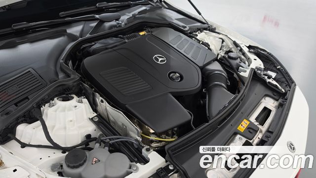 Mercedes-Benz C-Class 2025 — photo 6
