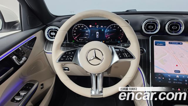 Mercedes-Benz C-Class 2025 — photo 19
