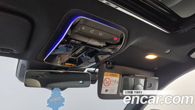 Mercedes-Benz C-Class 2025 — photo 25