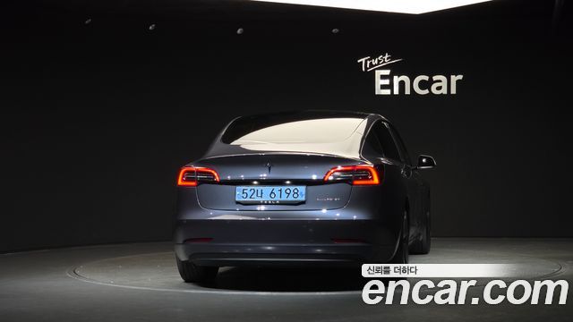 Tesla Model 3 2021 — photo 4