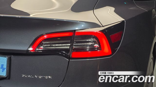 Tesla Model 3 2021 — photo 9