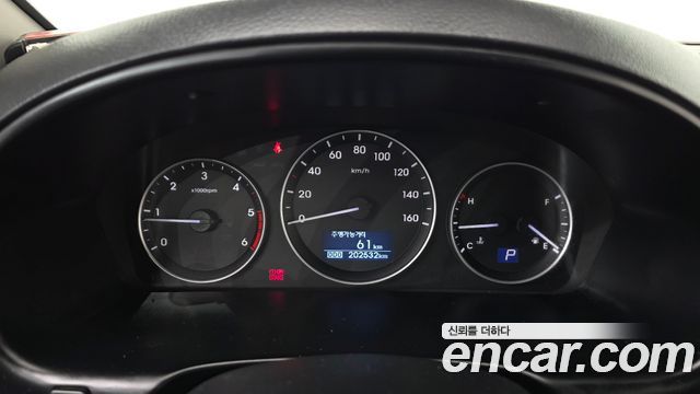 Hyundai Starex 2018 — photo 8