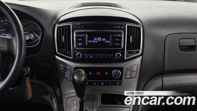 Hyundai Starex 2018 — photo 14