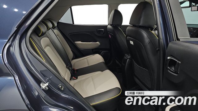 Hyundai Venue 2022 — photo 18