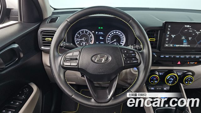 Hyundai Venue 2022 — photo 19