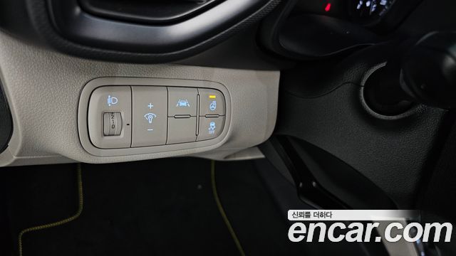Hyundai Venue 2022 — photo 26