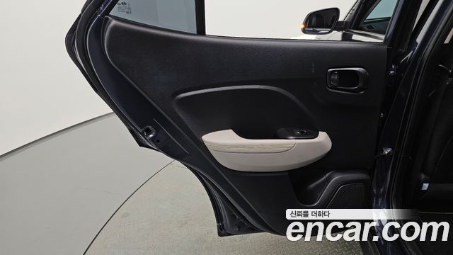 Hyundai Venue 2022 — photo 15