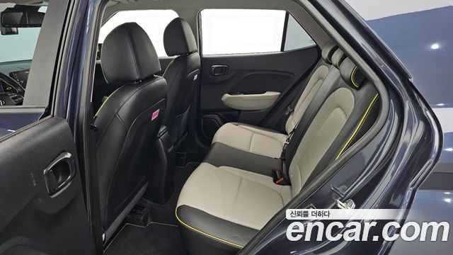 Hyundai Venue 2022 — photo 16