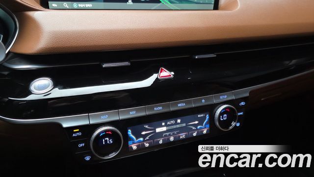 Genesis G80 2022 — photo 23