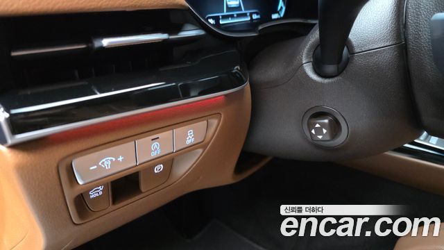 Genesis G80 2022 — photo 24