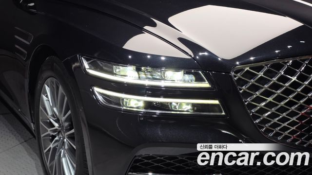 Genesis G80 2022 — photo 8