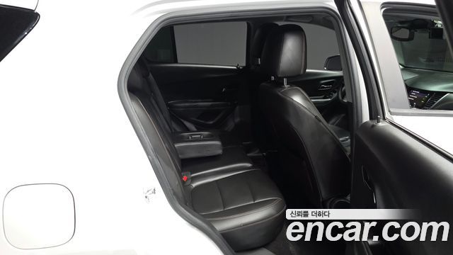 Chevrolet Korea Trax 2021 — photo 18