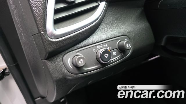 Chevrolet Korea Trax 2021 — photo 25