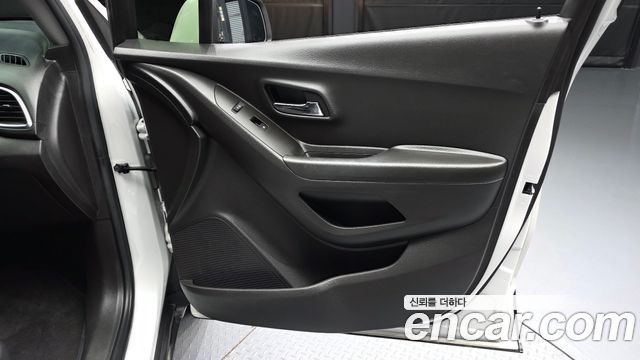 Chevrolet Korea Trax 2021 — photo 14