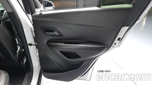 Chevrolet Korea Trax 2021 — photo 15